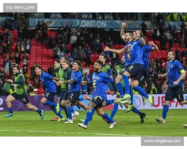 奥林匹亚科斯如何通过战略调整稳固希腊足球联赛霸主地位